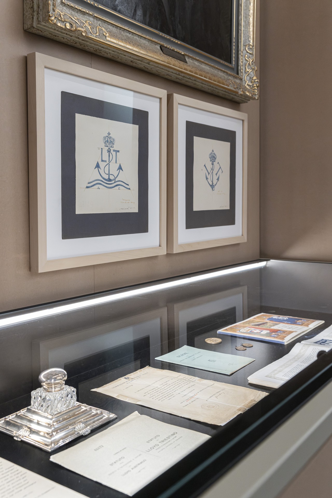 CORDE A.A._LLOYD MUSEO DEL MARE_©Elia Falaschi_dettaglio bozza dei nuovi loghi del Lloyd