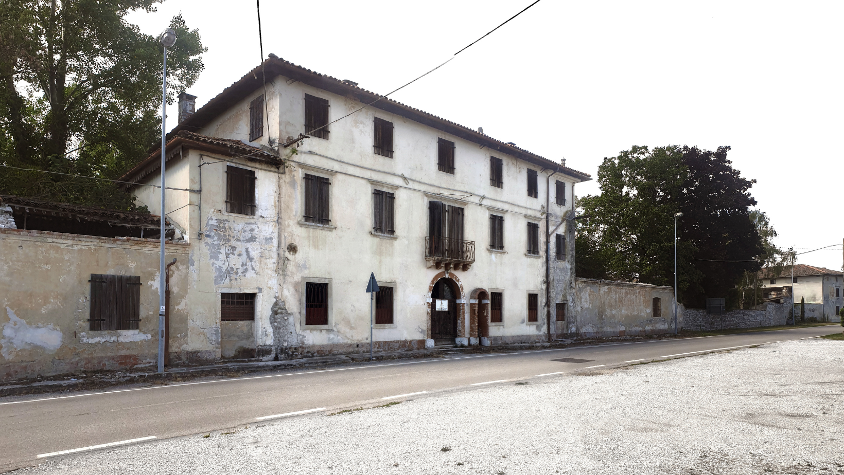Stato di fatto edificio ex caserma 2 Novembre Tauriano, Splimbergo