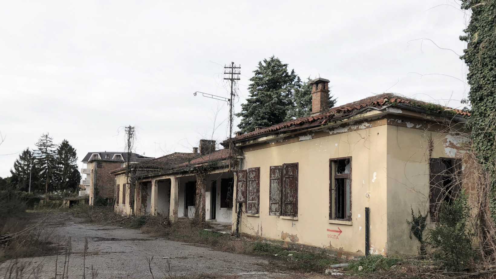 Stato di fatto ex palazzina circolo ufficiali caserma Monte Pasubio